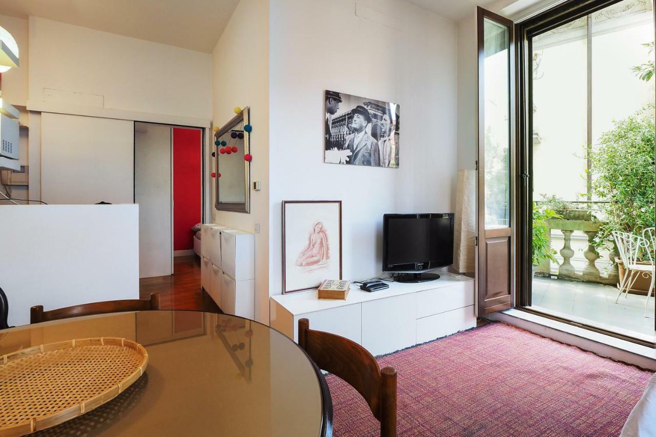Primopiano - Arnaldo Apartment Milan Bagian luar foto